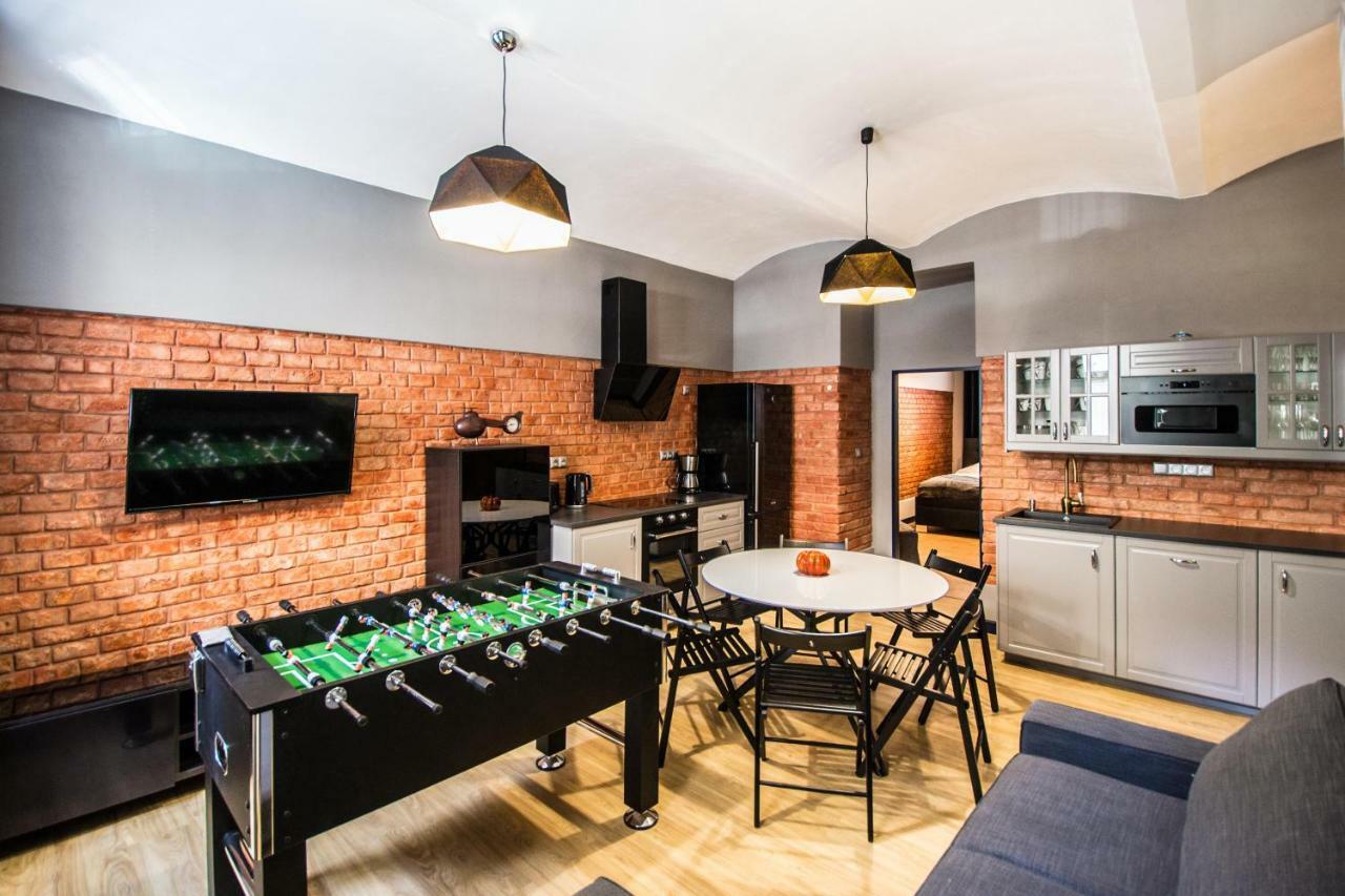3Bdr Ruterra Apt With Table Football Prag Exterior foto